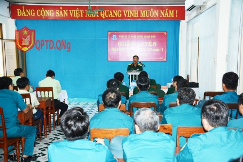 Công ty CP đường Quảng Ngãi tổ chức huấn luyện Đại đội tự vệ Pháo phòng không 37mm-1, năm 2024.