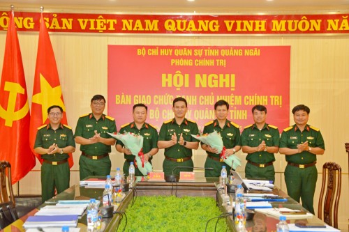 ĐẠI TÁ BÙI MINH CHÍ GIỮ CHỨC VỤ CHỦ NHIỆM CHÍNH TRỊ BỘ CHQS TỈNH QUẢNG NGÃI.