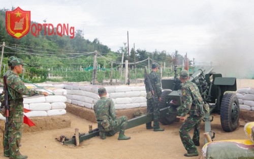 Ban CHQS huyện Lý Sơn tổ chức bắn đạn thật cho các phân đội hỏa lực pháo binh trong biên chế