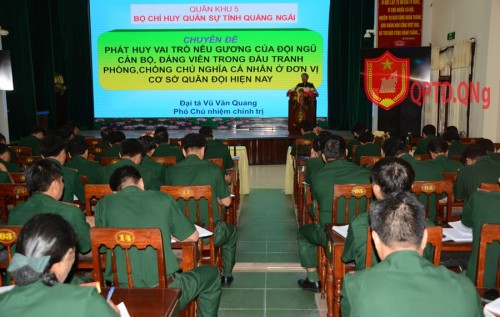 Hơn 500 cán bộ chiến sỹ được học tập, nghiên cứu các chuyên đề giáo dục, chính trị đợt 2 năm 2023