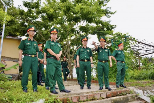 KHẢO SÁT THỰC ĐỊA XÂY DỰNG CƠ QUAN QUÂN SỰ ĐỊA PHƯƠNG ĐÁP ỨNG YÊU CẦU NHIỆM VỤ TRONG TÌNH HÌNH MỚI