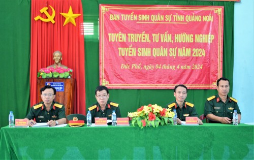 BAN TUYỂN SINH QUÂN SỰ TỈNH TỔ CHỨC  TUYÊN TRUYỀN, HƯỚNG NGHIỆP TUYỂN SINH QUÂN SỰ VÀO CÁC HỌC VIỆN, NHÀ TRƯỜNG TRONG QUÂN ĐỘI NĂM 2024