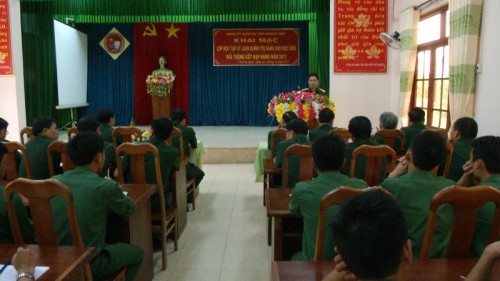 Khai mạc lớp Lý luận chính trị cho đối tượng kết nạp Đảng năm 2017