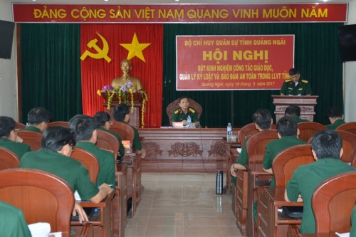 Rút kinh nghiệm công tác giáo dục, quản lý kỷ luật và bảo đảm an toàn trong LLVT tỉnh.