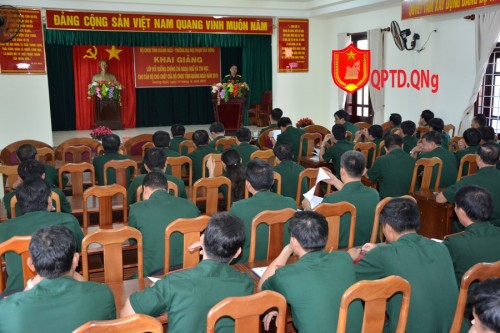 Khai giảng lớp tiếng Anh, tin học cho 60 cán bộ chủ trì của các cơ quan, đơn vị trong LLVT tỉnh