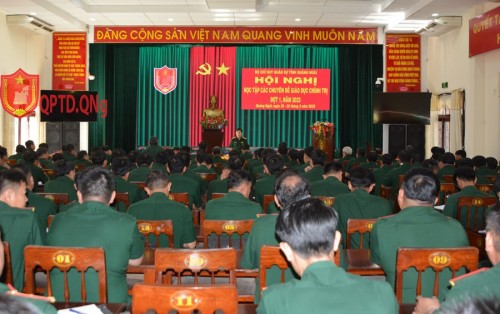 Bộ CHQS tỉnh tổ chức học tập các chuyên đề giáo dục chính trị đợt 1 năm 2023 