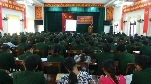 Hơn 500 cán bộ , đảng viên trong LLVT tỉnh học tập, quán triệt Nghị quyết Đại hội lần thứ XII của Đảng.