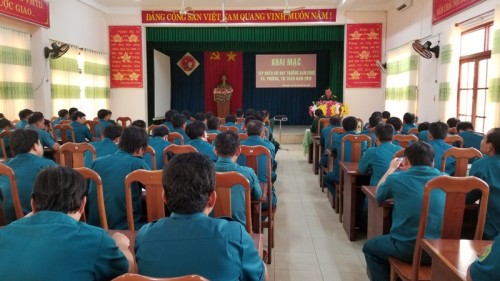 94 cán bộ Chỉ huy trưởng ban chỉ huy quân sự xã, phường, thị trấn được tập huấn quân sự chính trị năm 2019