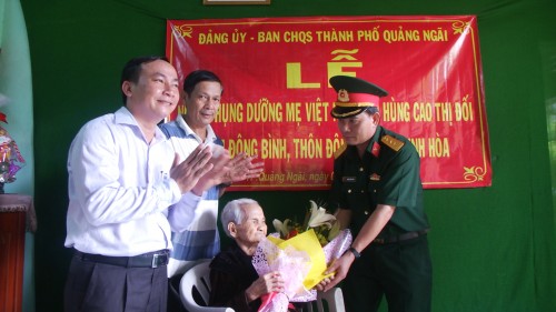 Ban CHQS Thành phố Quảng Ngãi Phụng dưỡng Mẹ Việt Nam Anh hùng
