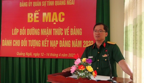 Bế mạc lớp bồi dưỡng lý luận chính trị đối tượng Đảng.