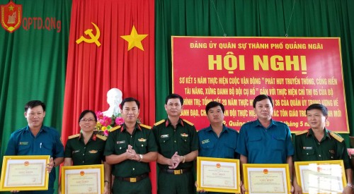 Thành phố Quảng Ngãi Sơ kết 5 năm thực hiện cuộc vận động “Phát huy truyền thống, cống hiến tài năng, xứng danh Bộ đội Cụ Hồ” 