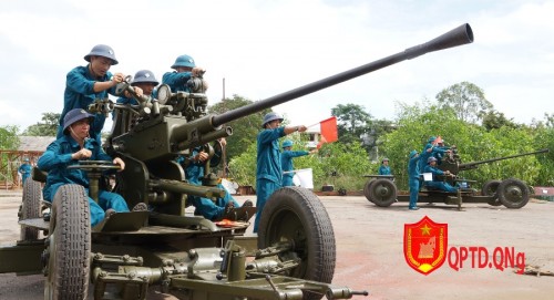 Công ty cổ phần Đường Quảng Ngãi huấn luyện chuyên ngành cho đại đội pháo phòng không 37mm