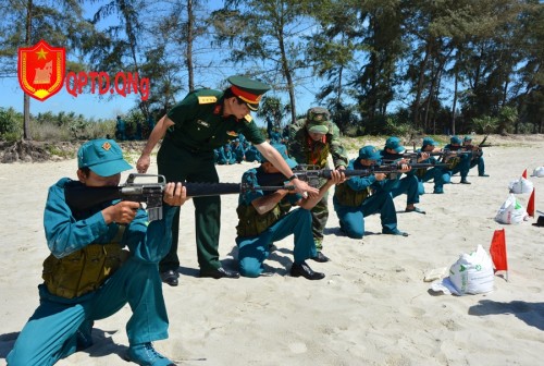 THÀNH PHỐ QUẢNG NGÃI CHÚ TRỌNG HUẤN LUYỆN DÂN QUÂN BIỂN NĂM 2020