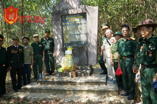 Gặp mặt cựu chiến binh Trung đoàn Đề Thám về thăm chiến trường xưa