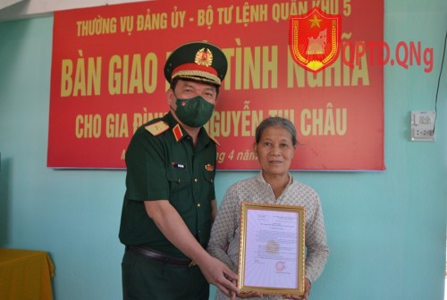 Quân khu 5 bàn giao nhà tình nghĩa cho thương binh