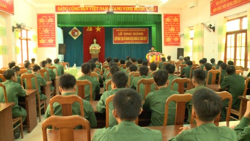 Khai giảng lớp đào tạo sĩ quan dự bị khóa IX 