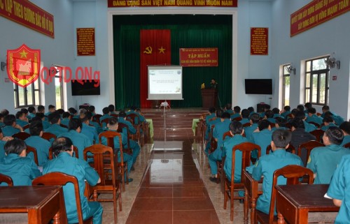 Hơn 100 cán bộ Chỉ huy trưởng Ban CHQS cấp xã, phường, thị Trấn và Chỉ huy trưởng Ban CHQS cơ quan, tổ chức tham gia tập huấn