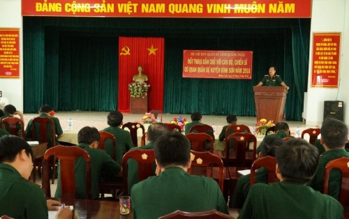 Đối thoại dân chủ trực tiếp với cán bộ, chiến sĩ các cơ quan, đơn vị trong LLVT tỉnh