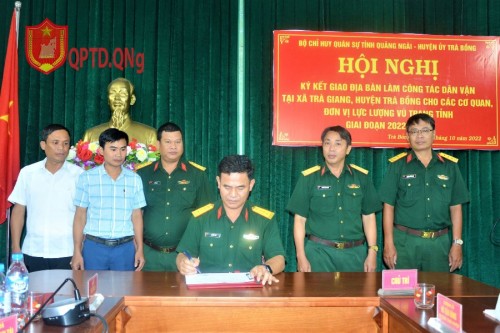 Ký kết chương trình phối hợp thực hiện công tác dân vận giữa các cơ quan đơn vị LLVT tỉnh Quảng Ngãi với cấp ủy, chính quyền địa phương xã Trà Giang, huyện Trà Bồng, giai đoạn 2022 – 2026.