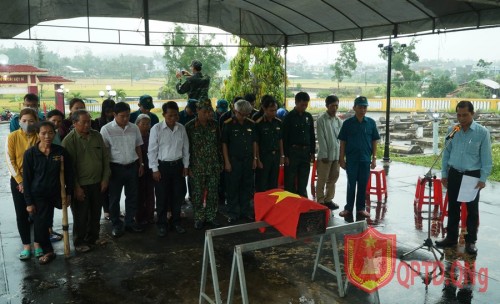 Bình Sơn quy tập hài cốt liệt sĩ vào nghĩa trang 