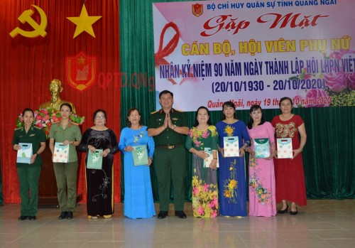 Bộ CHQS tỉnh gặp mặt kỷ niệm 90 năm ngày thành lập Hội liên hiệp phụ nữ Việt Nam 