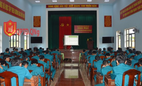 Tập huấn cán bộ chỉ huy Dân quân tự vệ năm 2023