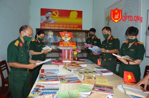 Ban Chỉ huy quân sự thành phố Quảng Ngãi tổ chức ngày hội sách 