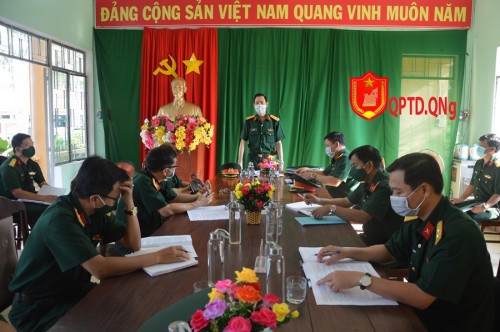 Quân khu 5 kiểm tra công tác huấn luyện tại Bộ CHQS tỉnh.