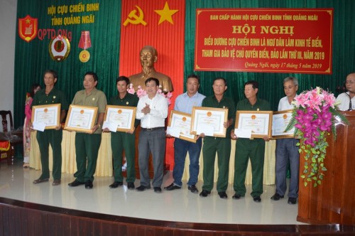 Hội nghị biểu dường CCB là ngư dân làm kinh tế biển, tham gia bảo vệ chủ quyền biển, đảo