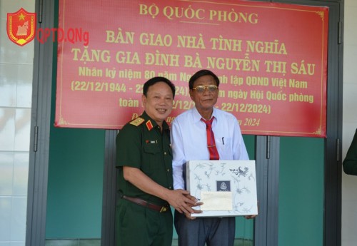 BỘ QUỐC PHÒNG BÀN GIAO NHÀ TÌNH NGHĨA TẠI ĐỨC PHỔ