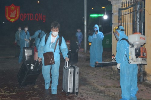 Tiếp nhận 244 công dân trở về từ Nhật Bản vào khu cách ly tập trung 