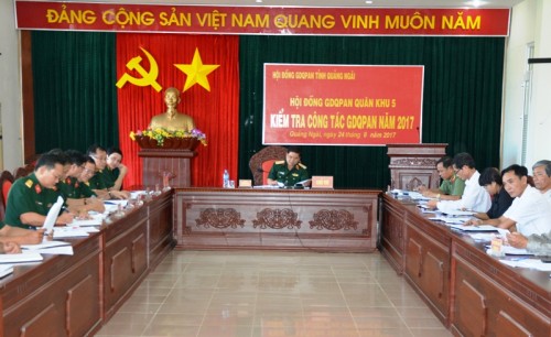 Quân khu 5 kiểm tra công tác giáo dục quốc phòng - an ninh tại Quảng Ngãi