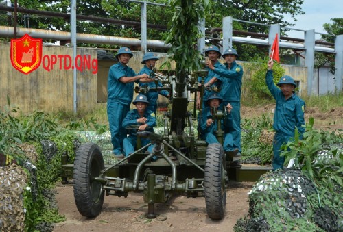 Huấn luyện Đại đội Tự vệ Pháo phòng không 37mm-1 Công ty Cổ phần Đường Quảng Ngãi năm 2023