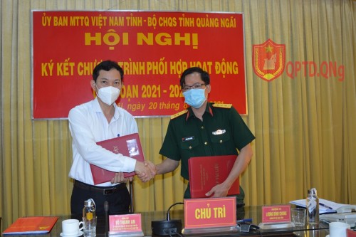 Bộ chỉ huy quân sự tỉnh và UBMTTQVN tỉnh tổ chức ký kết chương trình phối hợp hoạt động giai đoạn (2021 – 2026). 