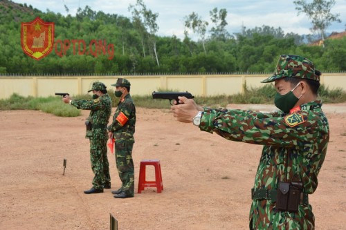 Tuyển chọn vận động viên tham gia Hội thi tìm hiểu pháp luật Dân quân tự vệ năm 2021 cấp Quân khu 