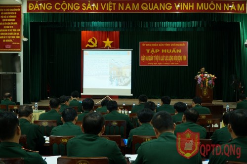 Tập huấn Luật Dân quân tự vệ và Luật Lực lượng dự bị động viên.